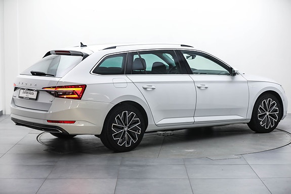 Skoda Superb 5 of 5