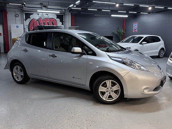 Nissan Leaf 5 of 30
