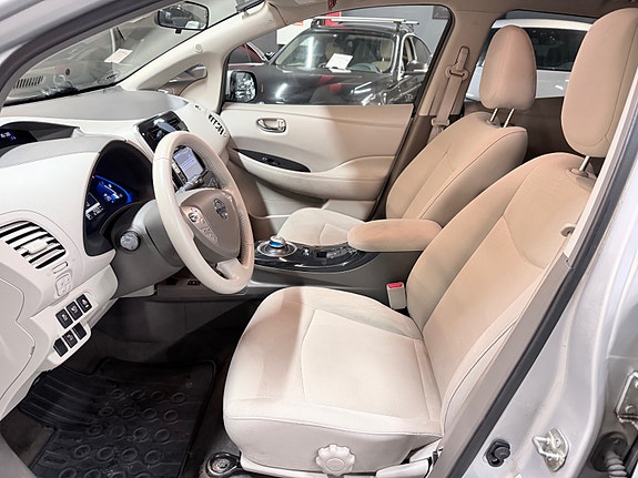 Nissan Leaf 17 of 30