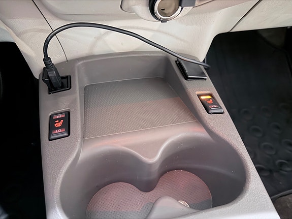 Nissan Leaf 30 of 30