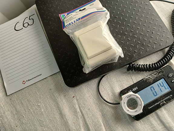 Product image 3 of 3