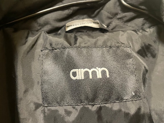 Product image 8 of 9