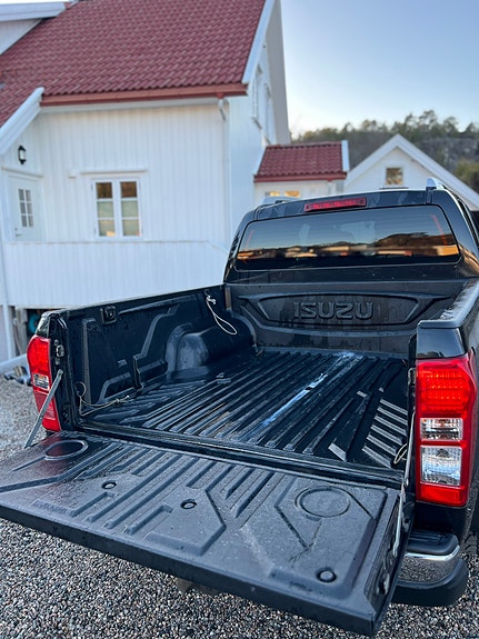 Isuzu D-max 7 of 14