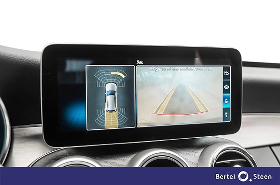 Mercedes-Benz C200 23 of 29