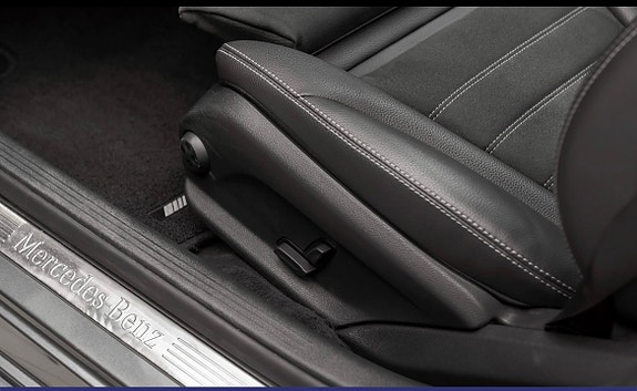 Mercedes-Benz C200 11 of 29