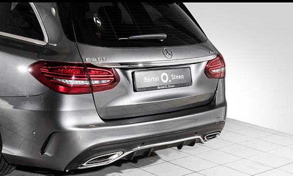 Mercedes-Benz C200 6 of 29