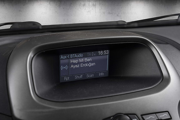 Ford Ranger 16 of 26