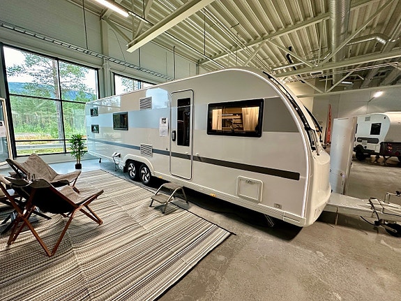 5573d383-46a3-4878-9aeb-d4a5b30923dc