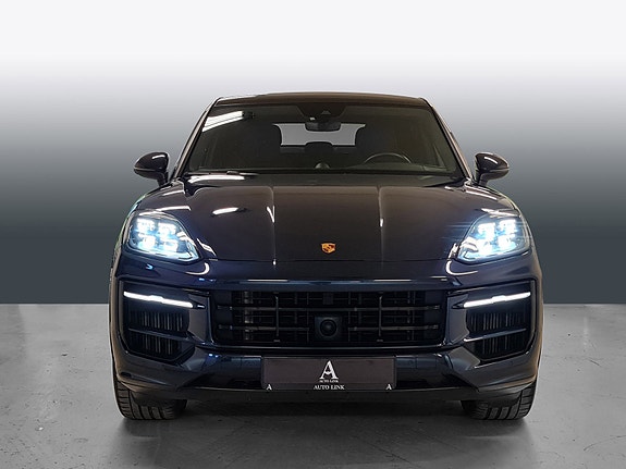 Porsche Cayenne Coupe 3 of 5