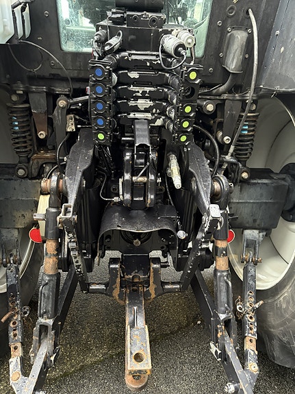 Valtra N142D 2011, kr 579 000,-