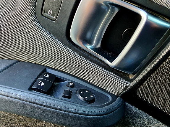 BMW i3 3 of 5
