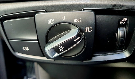 BMW i3 4 of 5