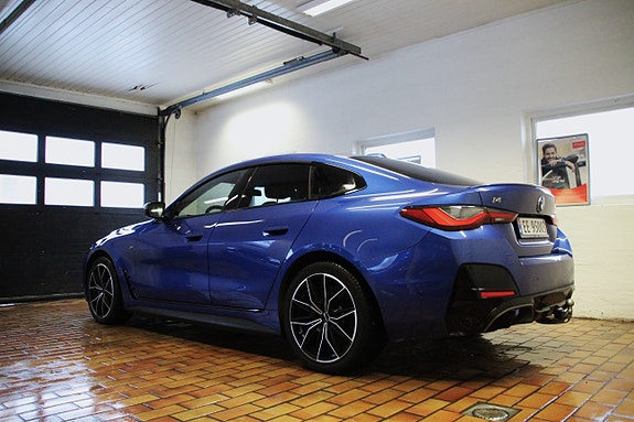 BMW i4 4 of 30