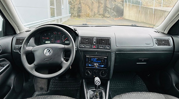 Volkswagen Golf IV 10 of 12