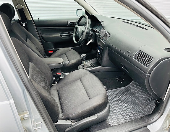 Volkswagen Golf IV 11 of 12