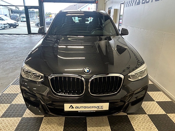 BMW X3 4 of 5