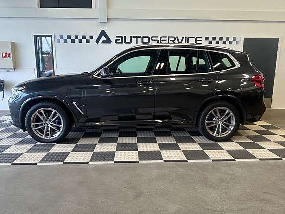 BMW X3 2 of 5