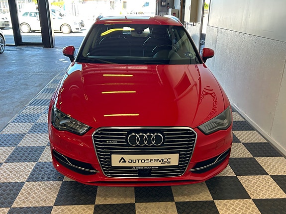 Audi A3 4 of 5