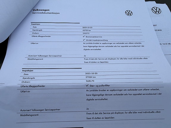 Volkswagen e-Golf VII 26 of 30