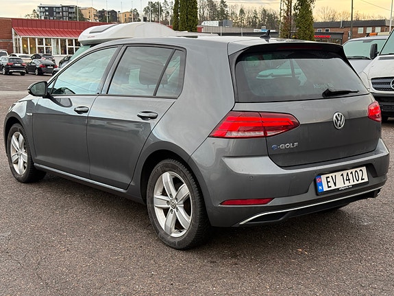Volkswagen e-Golf VII 5 of 30