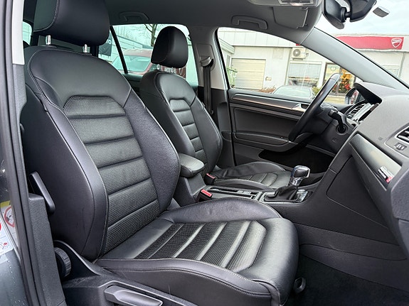 Volkswagen e-Golf VII 20 of 30