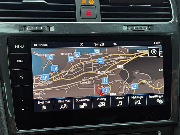 Volkswagen e-Golf VII 14 of 30