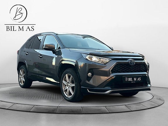 Toyota RAV4 Plug-in Hybrid 7 of 30