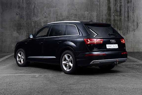 Audi Q7 5 of 5