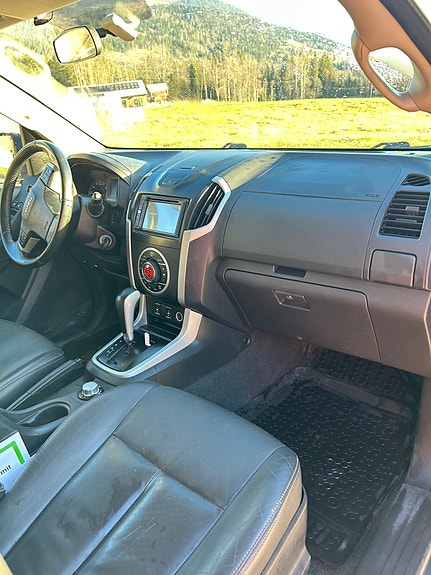 Isuzu D-max 12 of 20