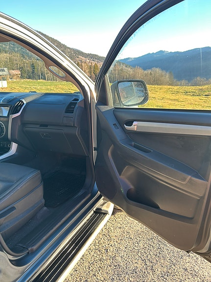Isuzu D-max 11 of 20