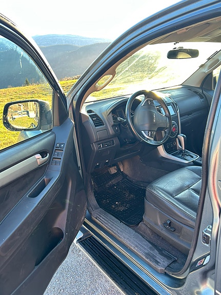 Isuzu D-max 10 of 20