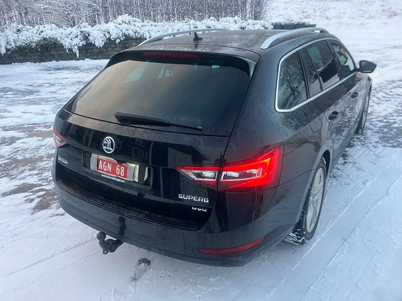 Skoda Superb 4 of 5