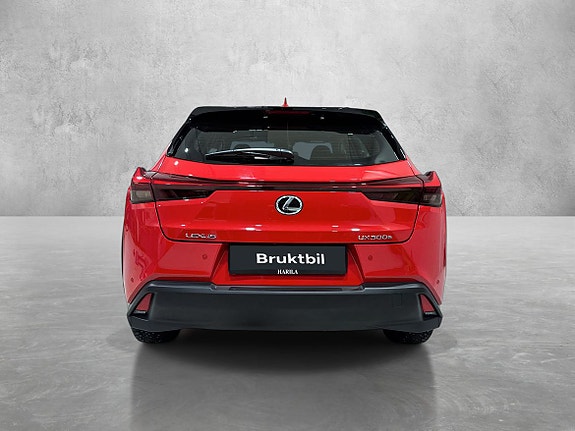 Lexus UX300e