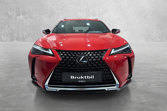 Lexus UX300e