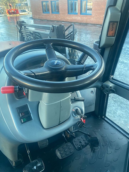 Valtra T150 2005, kr 425 000,-