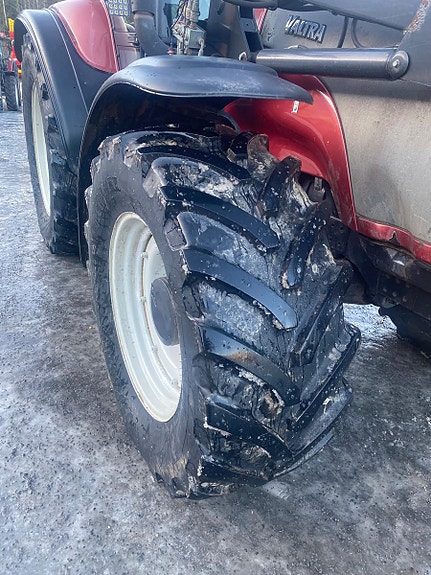 Valtra T150 2005, kr 425 000,-