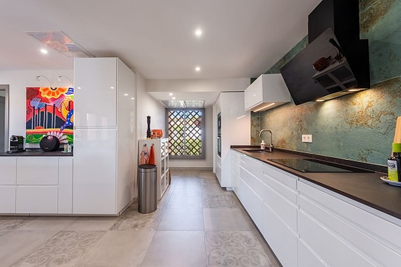 Eksklusiv duplex-penthouse med 3 soverom, jacuzzi, badstue og 150 m² terrasser
