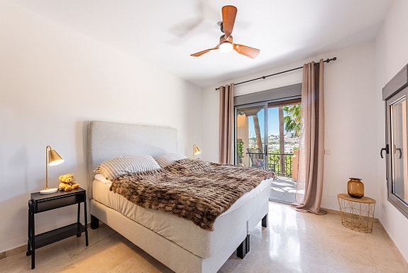 Eksklusiv duplex-penthouse med 3 soverom, jacuzzi, badstue og 150 m² terrasser