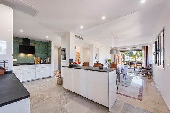Eksklusiv duplex-penthouse med 3 soverom, jacuzzi, badstue og 150 m² terrasser
