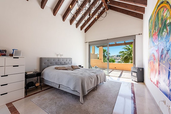 Eksklusiv duplex-penthouse med 3 soverom, jacuzzi, badstue og 150 m² terrasser