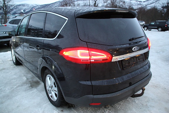 Ford S-MAX 7 of 16