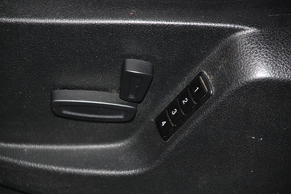 Ford S-MAX 11 of 16