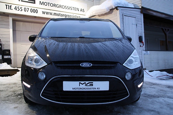 Ford S-MAX 2 of 16