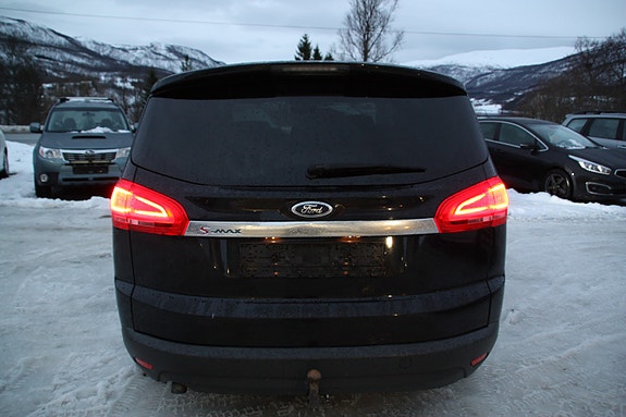 Ford S-MAX 6 of 16