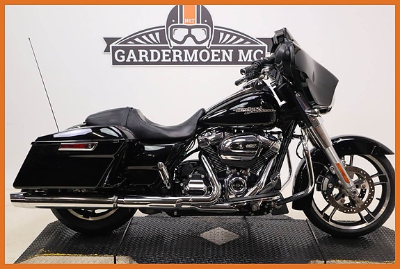 Harley-Davidson Street Glide 107