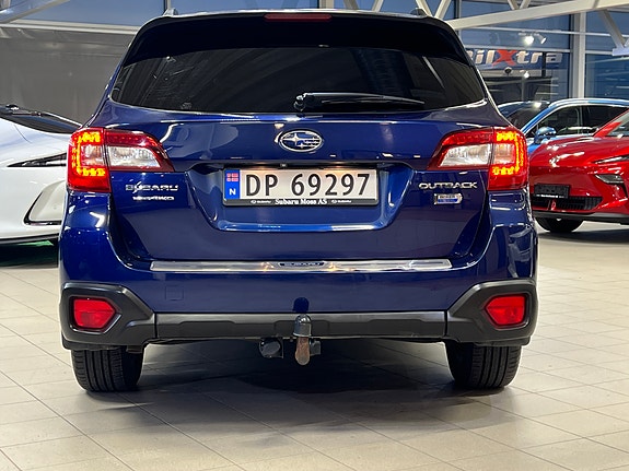 Subaru Outback 4 of 5