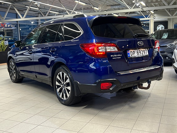 Subaru Outback 3 of 5