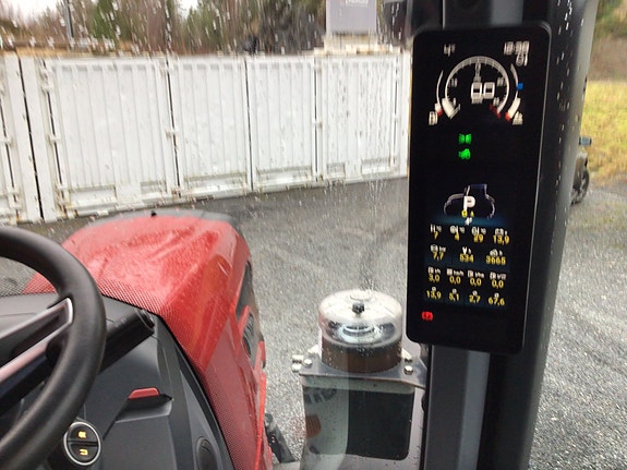 Valtra Q305 med sentralsmøring! Garanti! 2023, kr 1 845 000,-