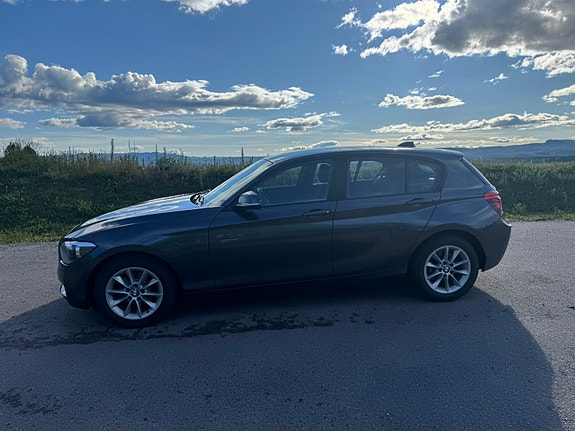 BMW 114d 3 of 5