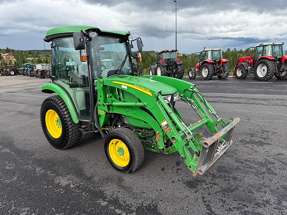 John Deere 3045 R 24 of 30